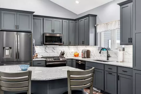 225 Stone Hill Ct, Ripon, WI 54971 photo 3