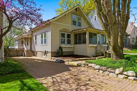826 Woodrow St, Madison, WI 53711