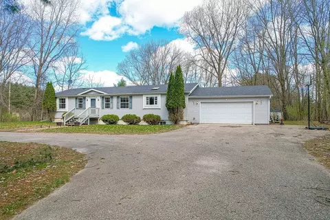 412 Hillwood Ln, Friendship, WI 53934
