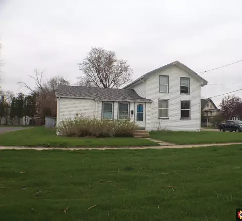 221 Center Ave, Janesville, WI 53548
