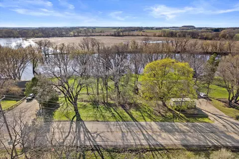 1734 Jefferson Rd, Watertown, WI 53094