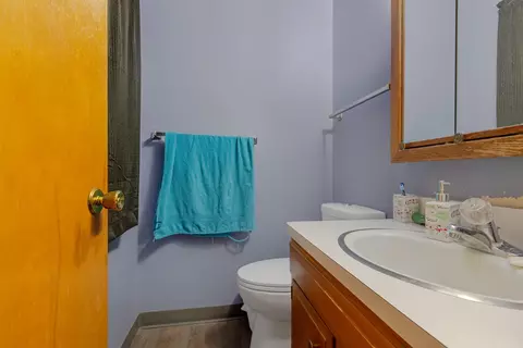 Bath - 621 E Holly Rd, Beloit, WI 53511 photo 1 of 2