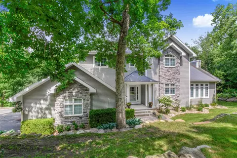 4917 Foxfire Trl, Middleton, WI 53562