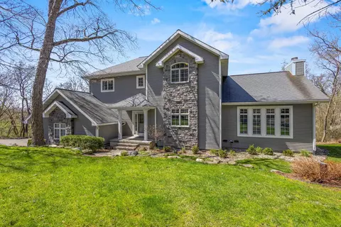 4917 Foxfire Trl, Middleton, WI 53562