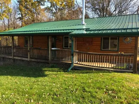 16095 Shedivy Dr, Gays Mills, WI 54631