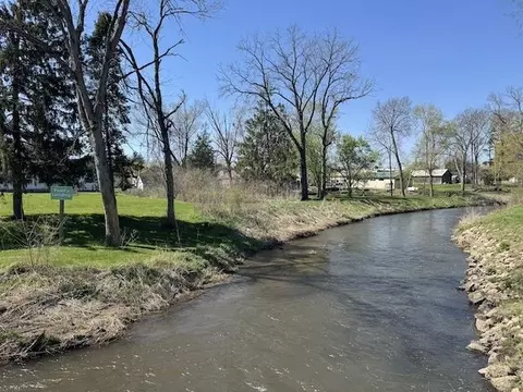 106 State St, Mazomanie, WI 53560