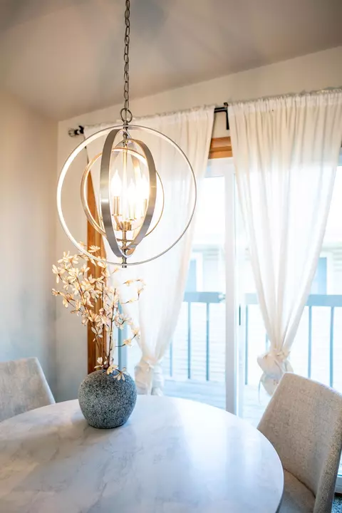 1105 Mckenna Blvd #G, Madison, WI 53719