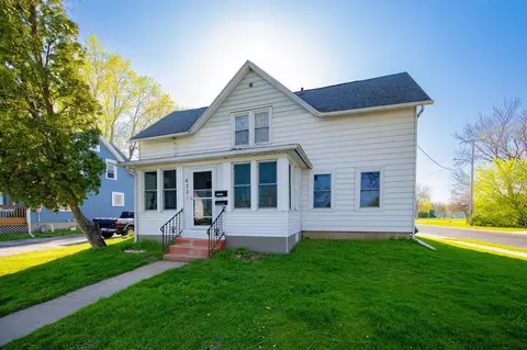 433 N High St, Fort Atkinson, WI 53538