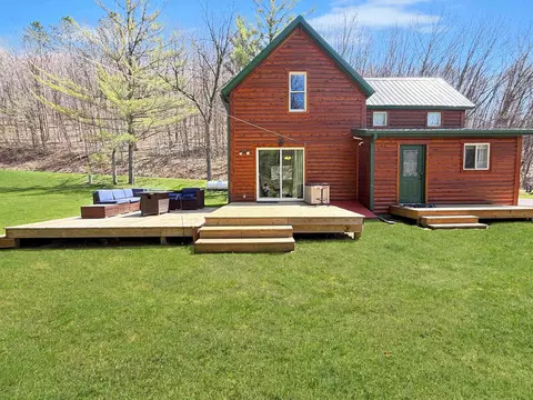 16526 County Rd H, Richland Center, WI 53581