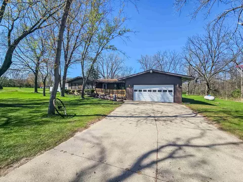10726 W County Road K Rd, Beloit, WI 53511