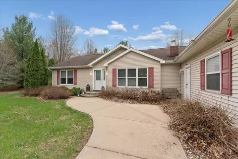 29387 Pine Prairie Ln, Lone Rock, WI 53556