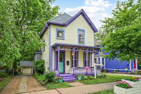928 Jenifer St, Madison, WI 53703