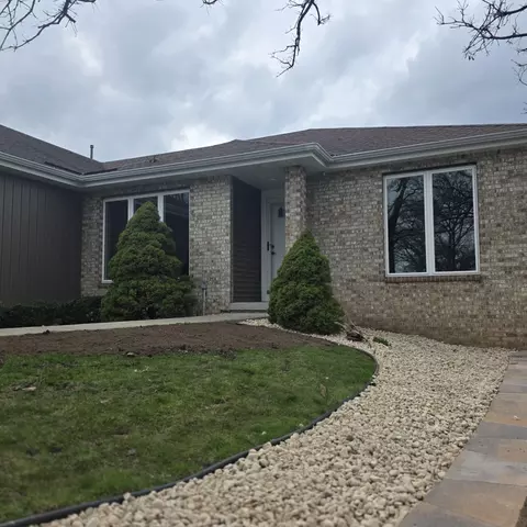 23 Heather Dr, Cottage Grove, WI 53527