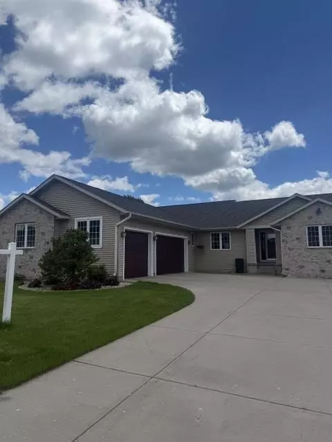 150 Potomac Pl, Oregon, WI 53575