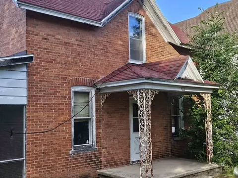 312 N Elm St, Endeavor, WI 53930