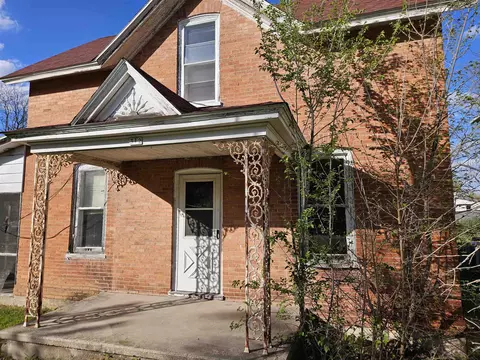 312 N Elm St, Endeavor, WI 53930
