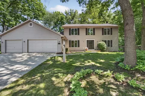 754 Timber Ridge Dr, Oregon, WI 53575