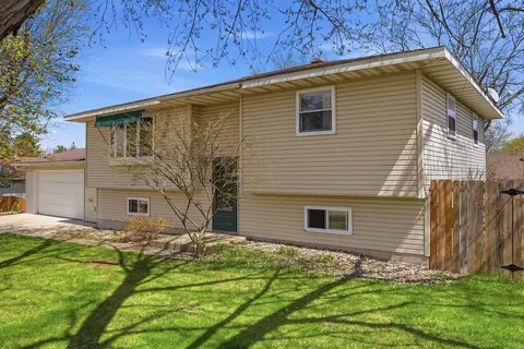 504 Jones St, Mauston, WI 53948