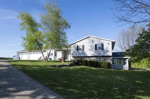 4214 Highway 73, Deerfield, WI 53531