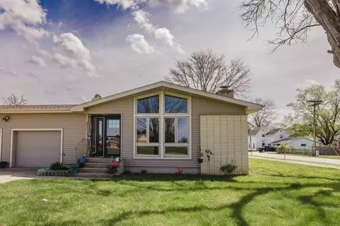 311 N Westmor St, Spring Green, WI 53588