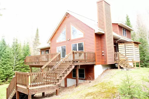 8785 Setting Sun Blvd, Lac Du Flambeau, WI 54538