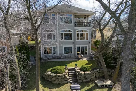 2202 Colladay Point Dr, Stoughton, WI 53589