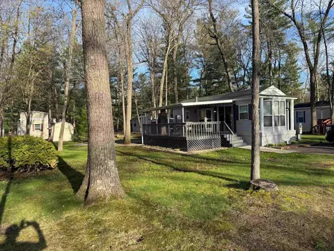 114 Sugar Maple Cir #174, Wisconsin Dells, WI 53965
