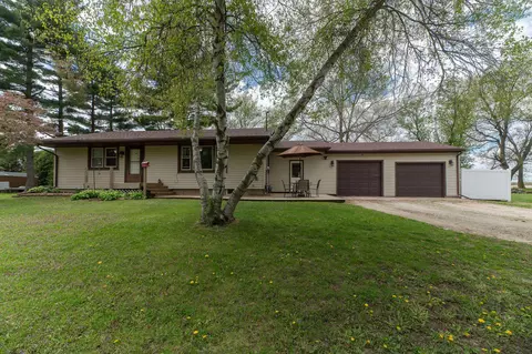 n6749 Tippecanoe Trail, Elkhorn, WI 53121