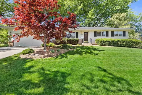 5905 S Hill Dr, Madison, WI 53705