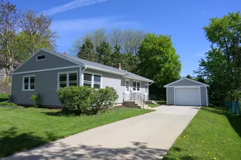 122 Gary Ct, Sun Prairie, WI 53590