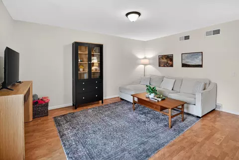 6 Westover Ct, Madison, WI 53719