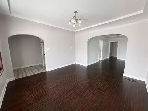 1016 S 35th St, Milwaukee, WI 53215