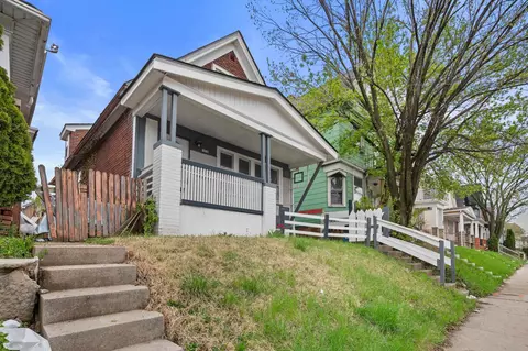 1016 S 35th St, Milwaukee, WI 53215