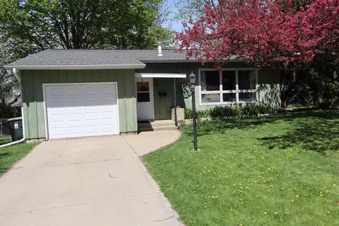 730 Wilson St, Sun Prairie, WI 53590