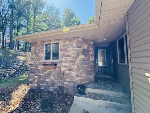 1711 Archer Ln #21, Nekoosa, WI 54457