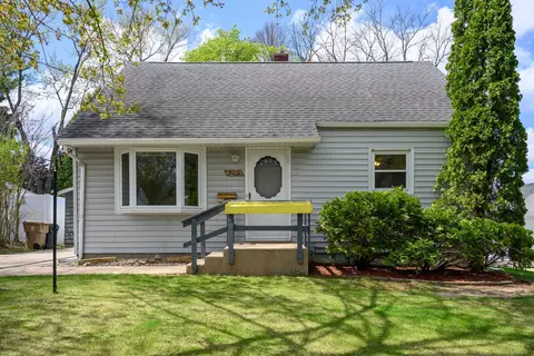 4205 Claire St, Madison, WI 53716
