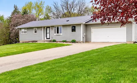 4210 Old Deerfield Rd, Deerfield, WI 53531
