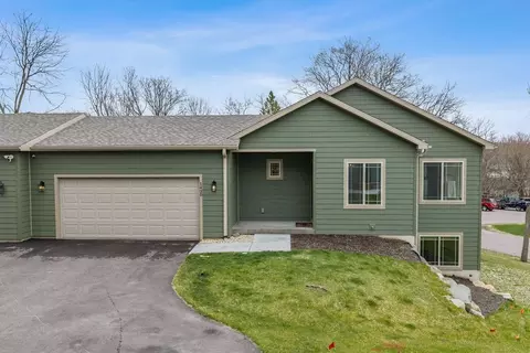 1430 Martiny Ct, Baraboo, WI 53913