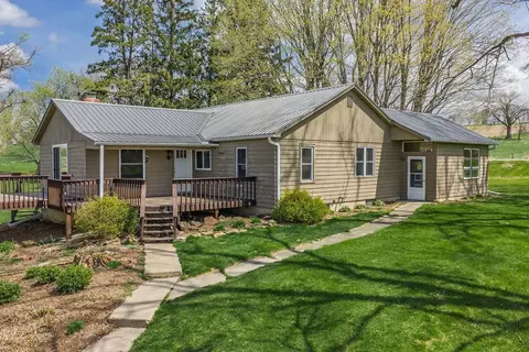 e5386 County Road V, Reedsburg, WI 53959