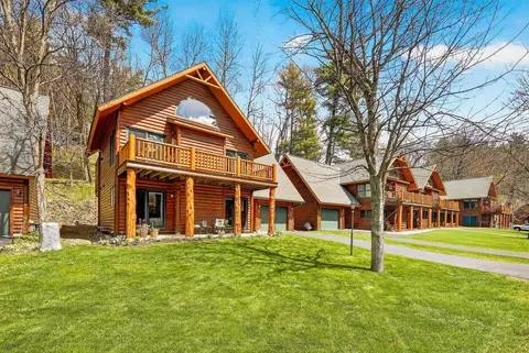 55 Bowman Rd #308, Wisconsin Dells, WI 53965