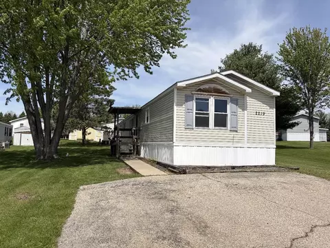 2219 Haven Ln, Monroe, WI 53566