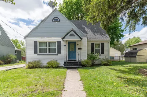 723 W Fulton St, Edgerton, WI 53534