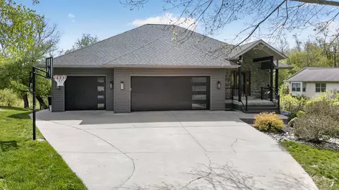 801 Nordic Vw, Mount Horeb, WI 53572