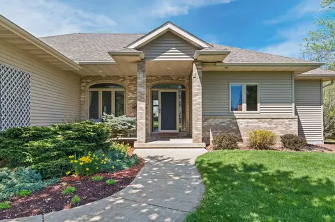 w14110 Crestview Drive, Prairie Du Sac, WI 53578