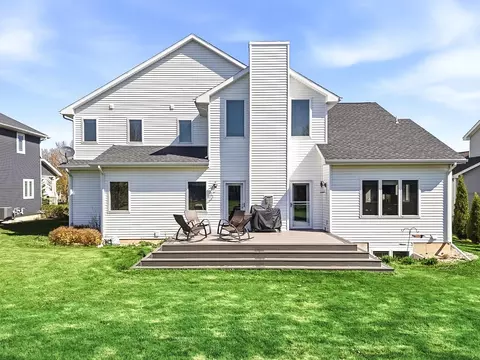 Exterior - 810 Sumac St, Oregon, WI 53575 photo 4 of 9