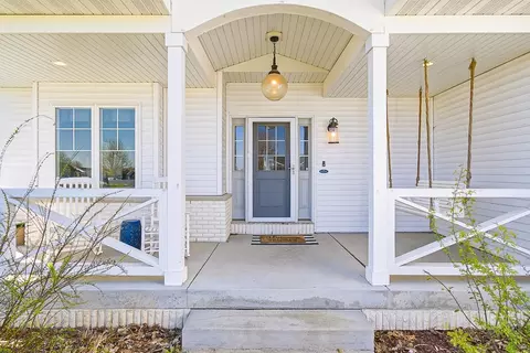 Exterior - 810 Sumac St, Oregon, WI 53575 photo 7 of 9