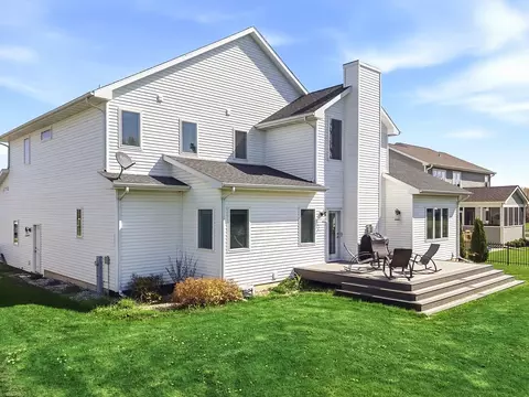 Exterior - 810 Sumac St, Oregon, WI 53575 photo 3 of 9