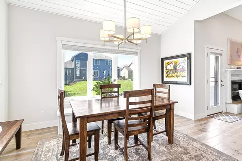 Dining - 810 Sumac St, Oregon, WI 53575 photo 1 of 1