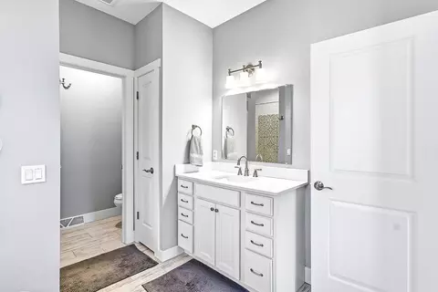 Bath - 810 Sumac St, Oregon, WI 53575 photo 2 of 6
