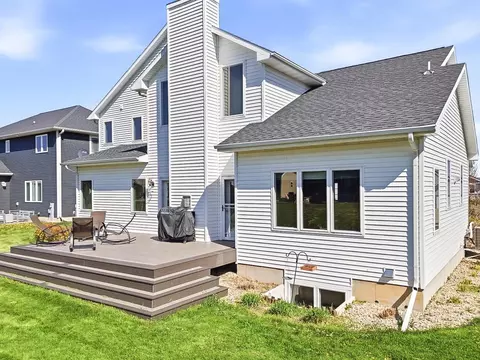 Exterior - 810 Sumac St, Oregon, WI 53575 photo 5 of 9